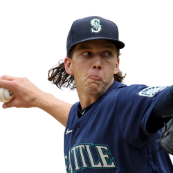 Logan Gilbert vs the Yankees today. : r/Mariners